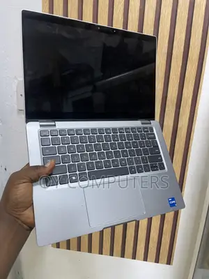 Laptop Dell Latitude 5320 2-in-1 16GB Intel Core i5 SSD 256GB