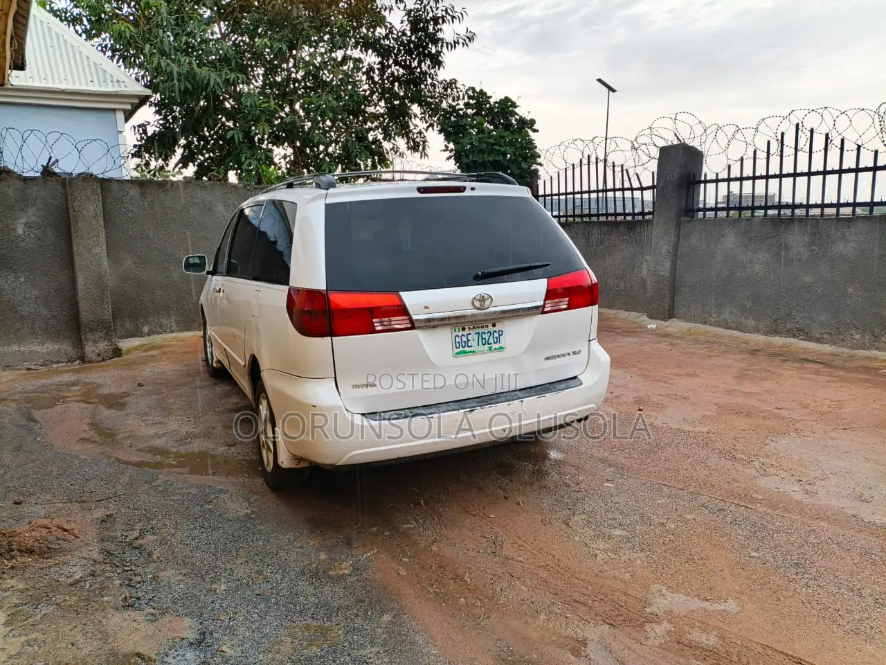 Toyota Sienna 2004 White