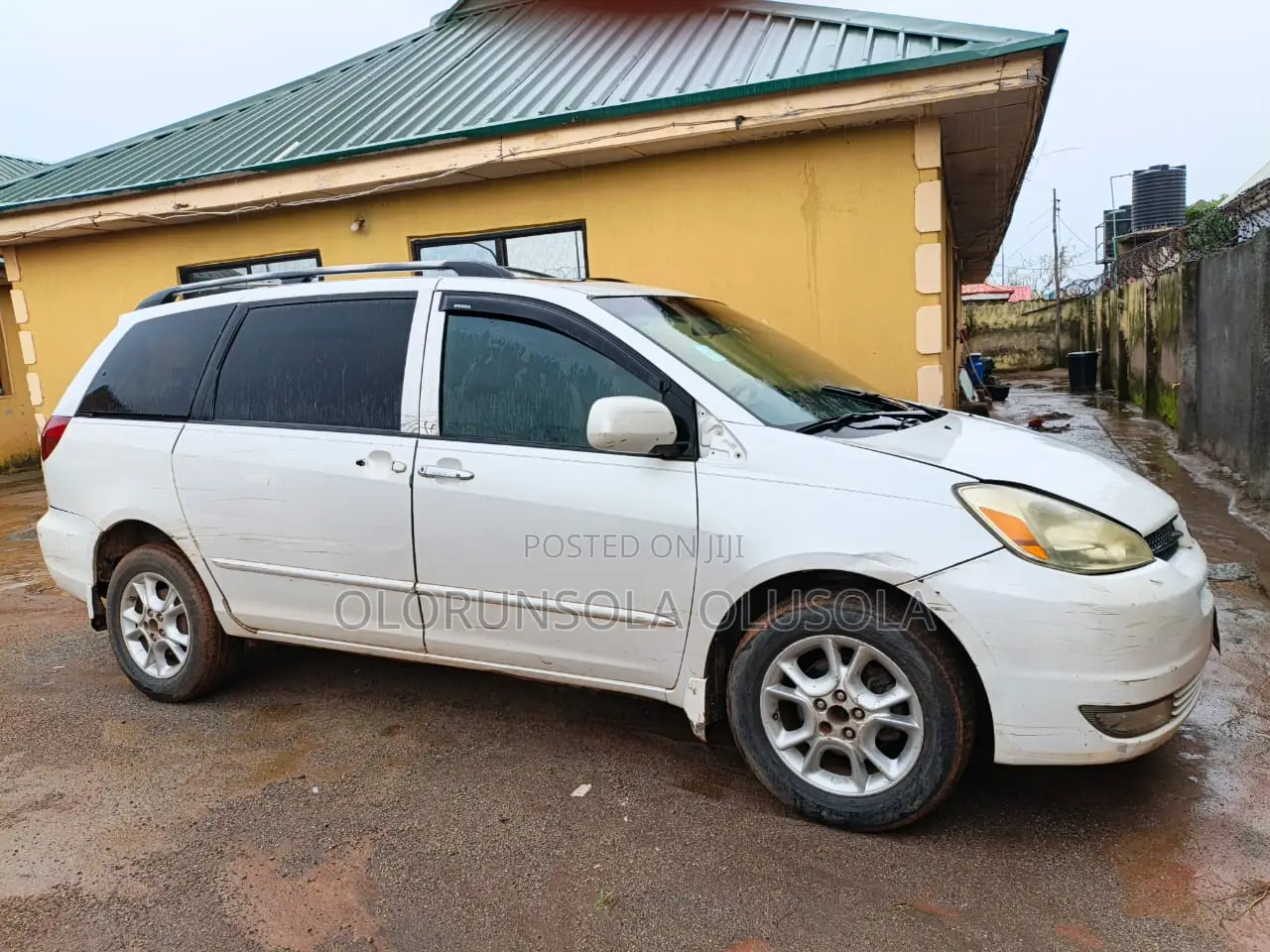 Toyota Sienna 2004 White