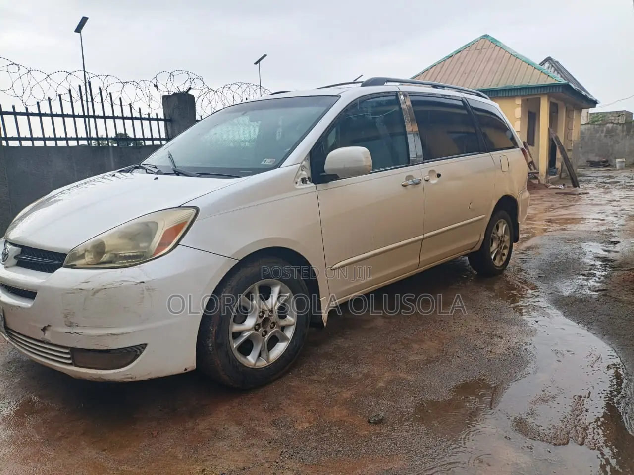 Toyota Sienna 2004 White