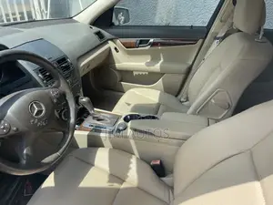 Mercedes-Benz C300 2009 White