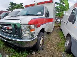 Ford E350 2009 White