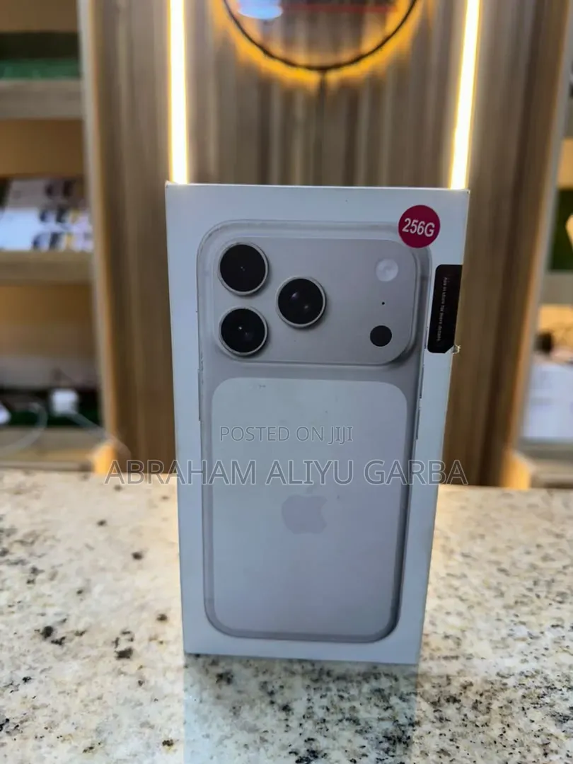 New Apple iPhone 17 Pro 256 GB Silver