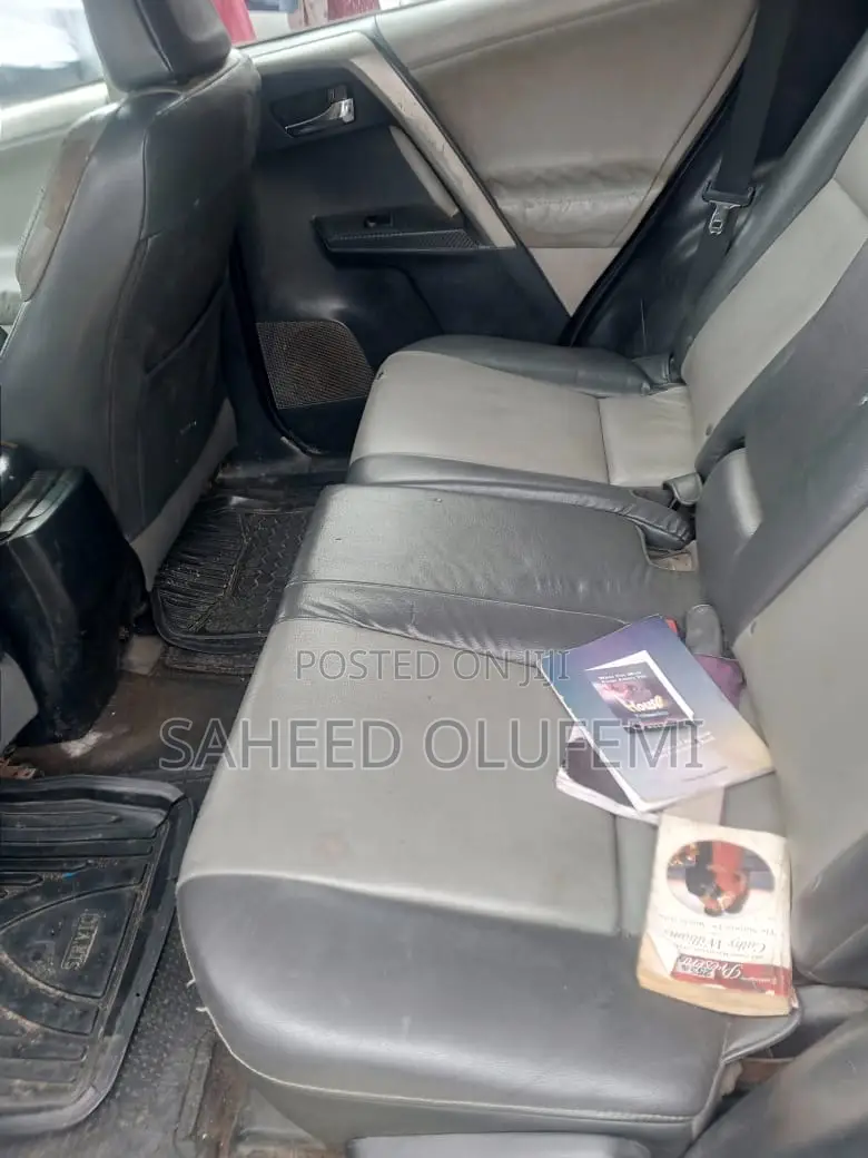 Toyota RAV4 2014 Gray