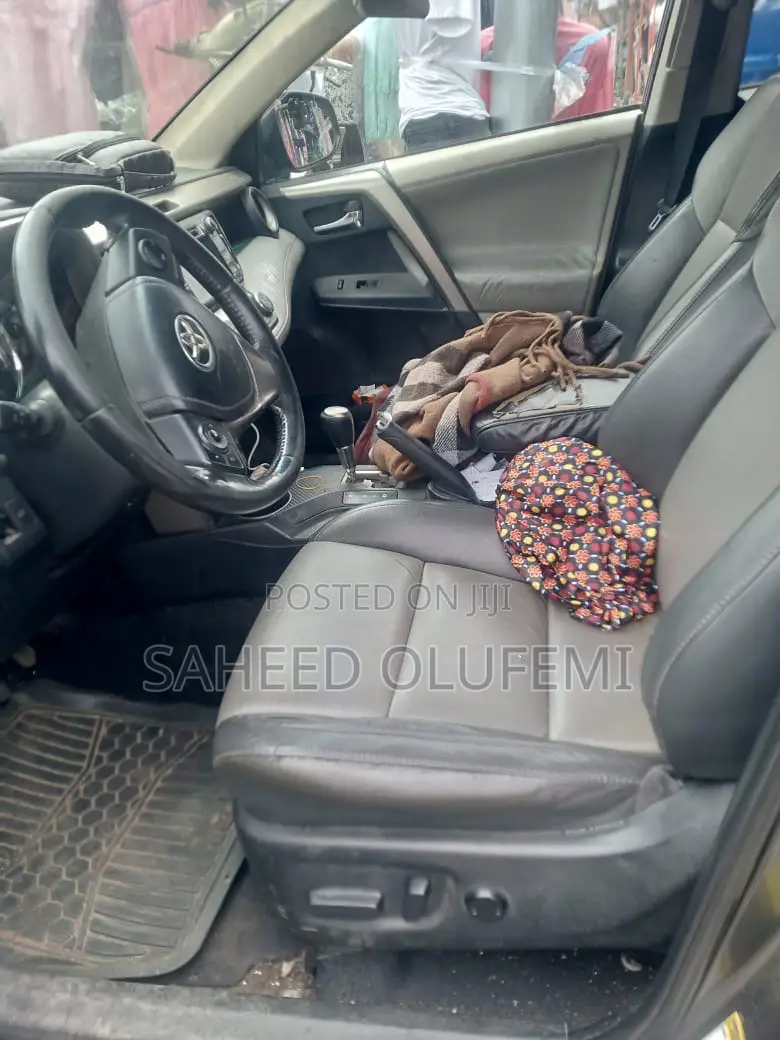 Toyota RAV4 2014 Gray
