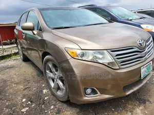 Toyota Venza 2010 Brown
