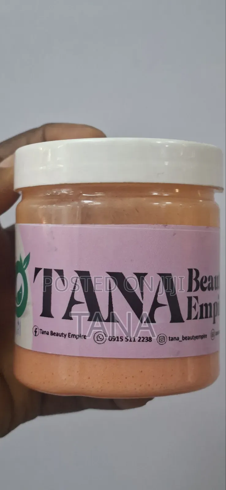 Tana Beauty Body Scrub