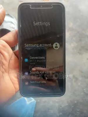 Samsung A10 32 GB Black