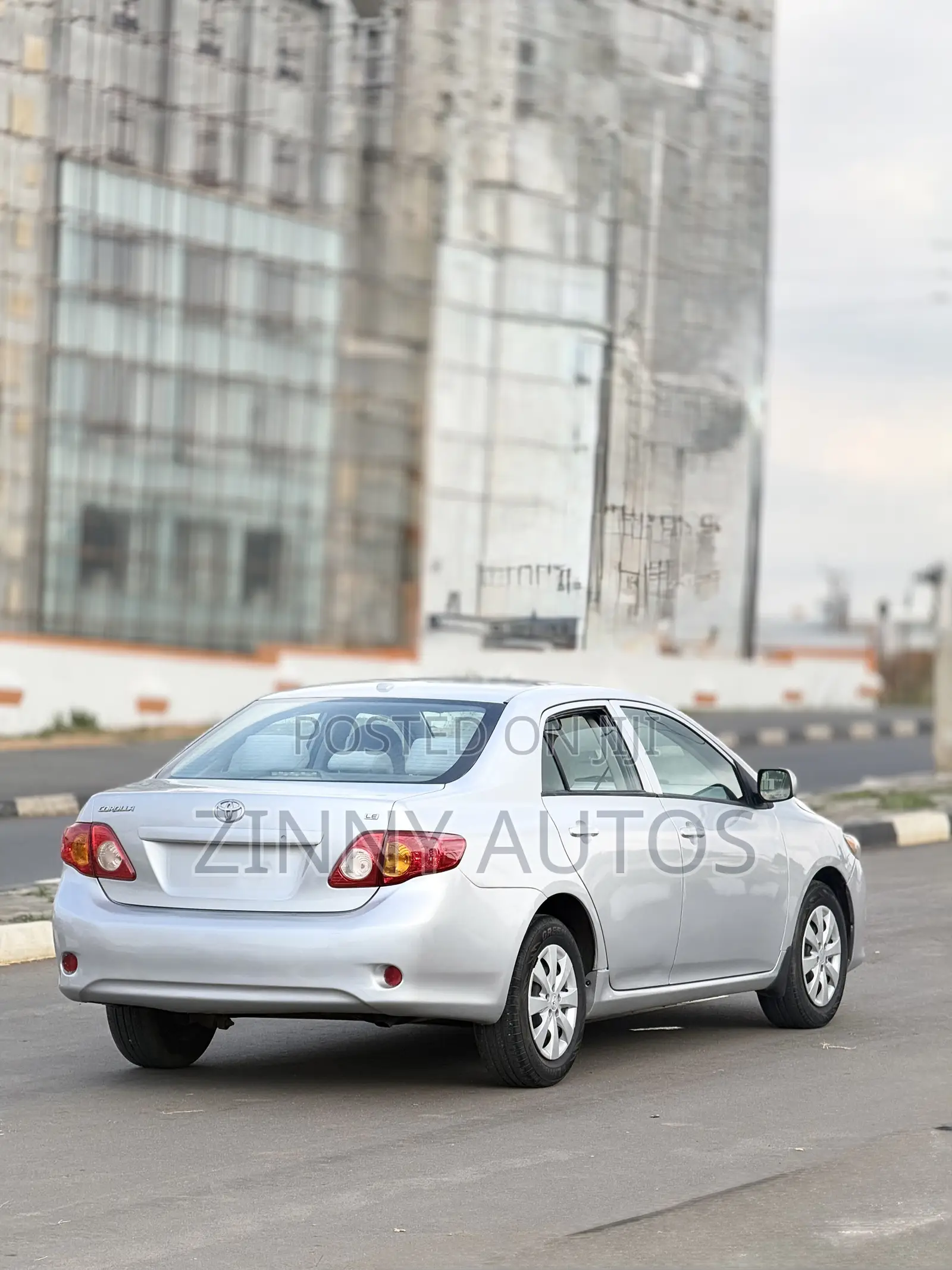 Toyota Corolla 2010 Silver