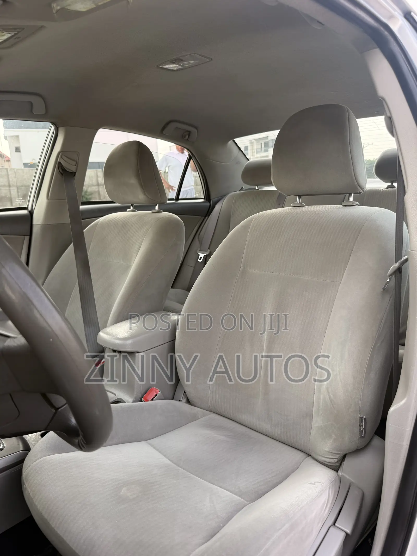 Toyota Corolla 2010 Silver