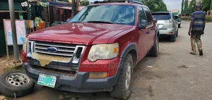 Ford Explorer 2007 Red