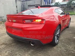 Chevrolet Camaro 2018 Red