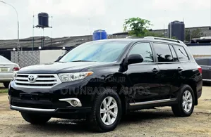 Toyota Highlander SE 3.5L 4WD 2013 Black