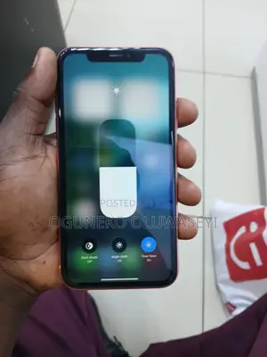 Apple iPhone XR 64 GB Orange