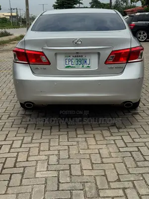 Lexus ES 350 2010 Silver