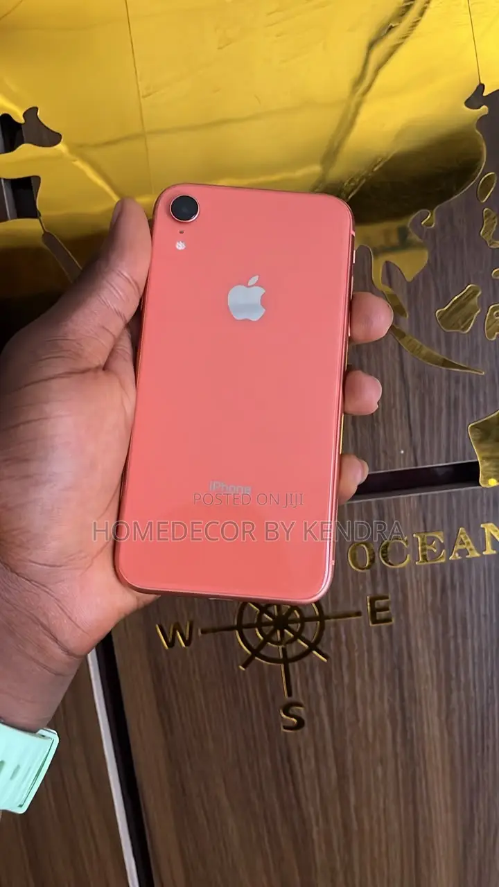 Apple iPhone XR 64 GB Pink