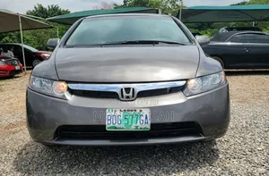 Honda Civic 2006 Gray