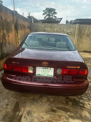 Toyota Camry 2001 Red
