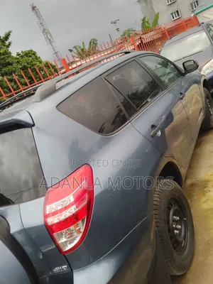 Toyota RAV4 2010 Blue