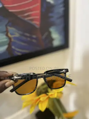 Black Uv 400 Sunglasses