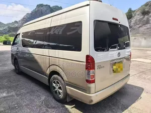 Toyota HiAce 2018