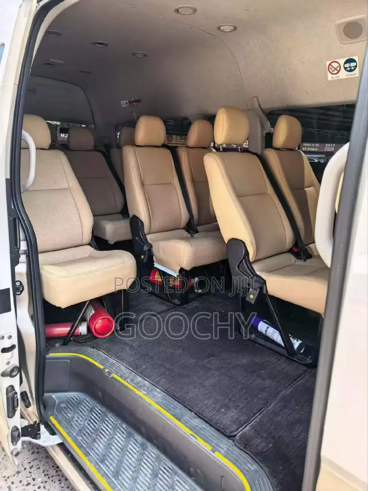 Toyota HiAce 2018
