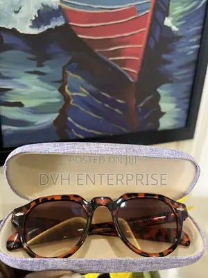 Leopard Print Sunglasses