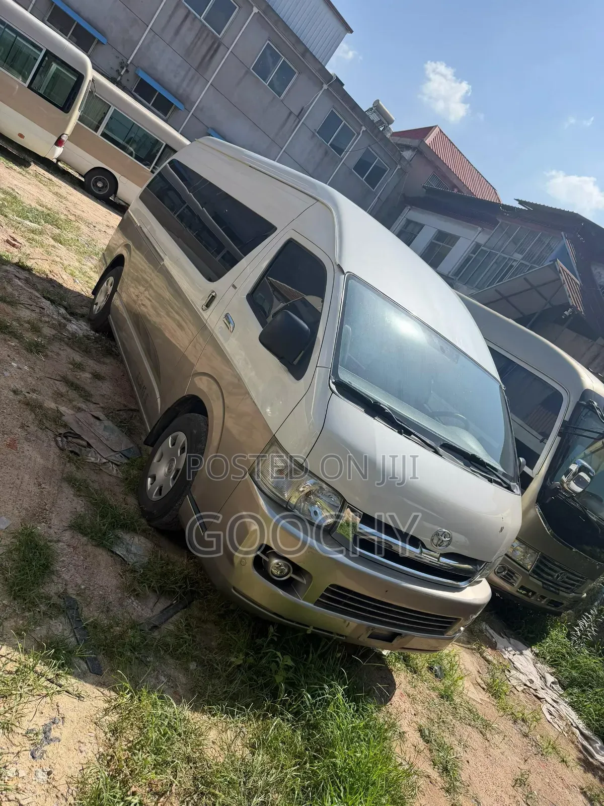 Toyota HiAce 2018