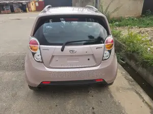 Chevrolet Spark Hatch LS 2010 Pink