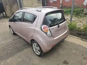 Chevrolet Spark Hatch LS 2010 Pink
