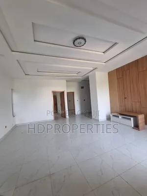 2bdrm Apartment in Gold Palm Estate, Lagos Island / Lagos Island