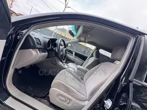 Toyota Highlander Base 2010 Black
