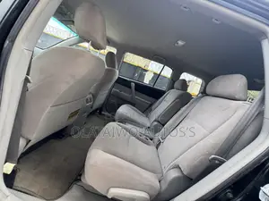 Toyota Highlander Base 2010 Black