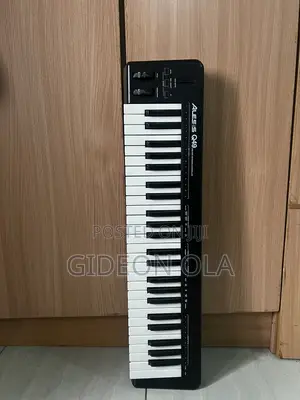 Alesis Q49 Midi Keyboard Controller