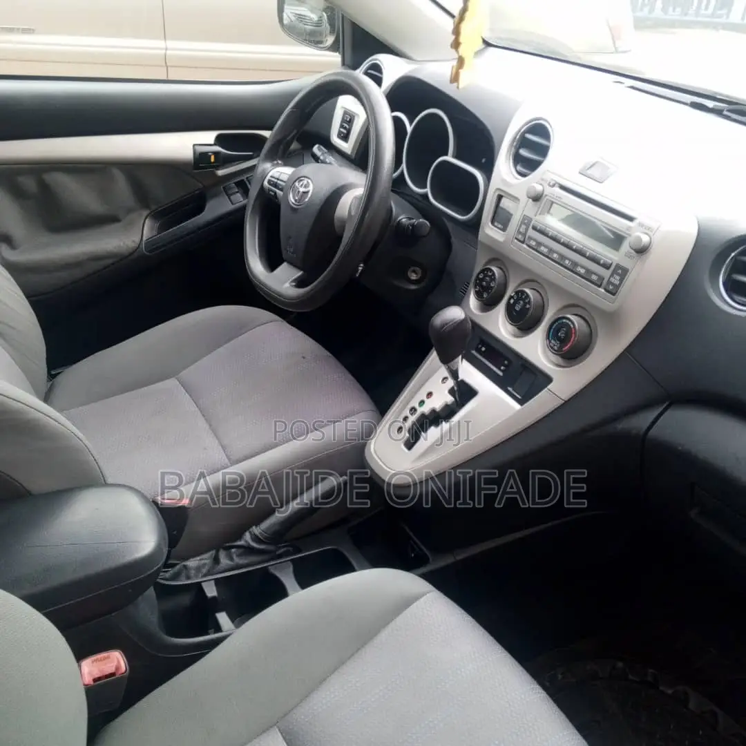 Toyota Matrix 2011 Black