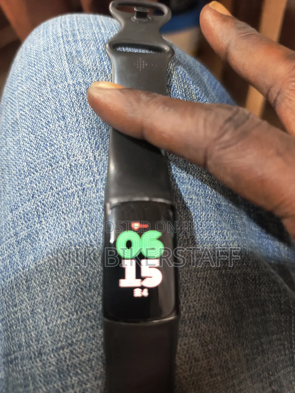 Fit Bit Charge 6
