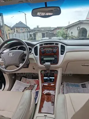 Toyota Highlander Limited V6 2005 Black