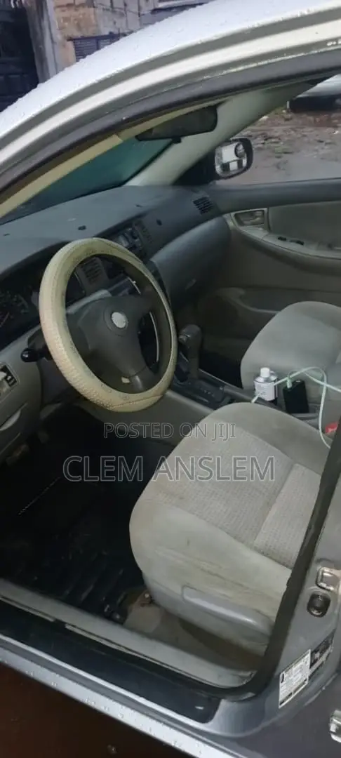 Toyota Corolla 2005 Silver