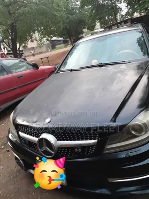Mercedes-Benz C300 2009 Black