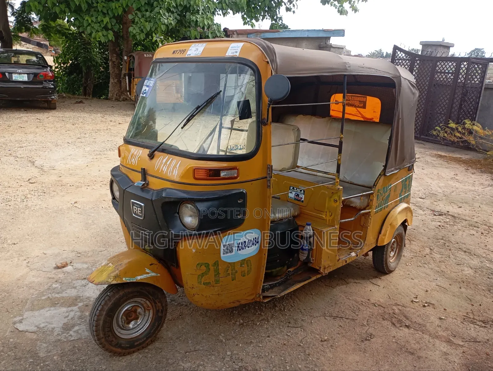 Bajaj RE 2010 Yellow