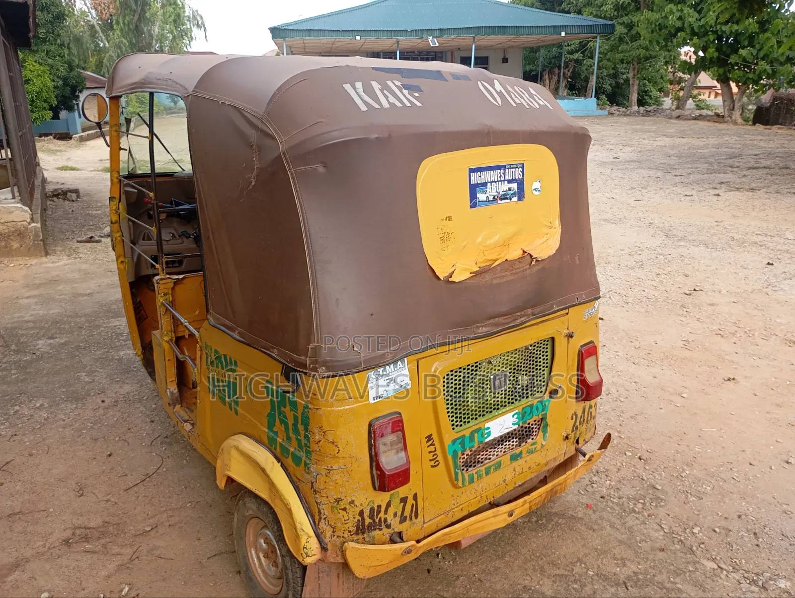 Bajaj RE 2010 Yellow