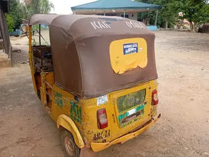 Bajaj RE 2010 Yellow