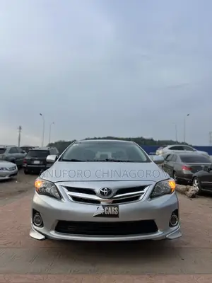 Toyota Corolla 2009 Silver
