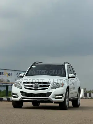 Mercedes-Benz GLK-Class Base GLK 350 4dr AWD 4MATIC (3.5L 6cyl 7A) 2015 White