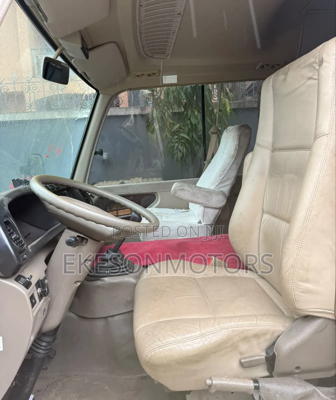 Toyota Coaster 2014 Gold