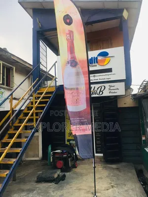 Flying Banner/Feather Banner