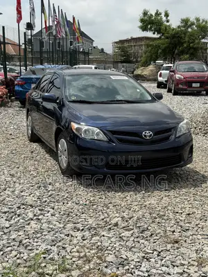 Toyota Corolla L 4dr Sedan (1.8L 4cyl 5M) 2012 Blue