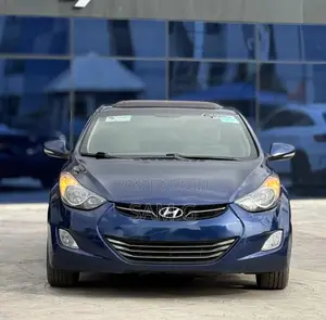 Hyundai Elantra Limited Sedan FWD (1.8L 4cyl 6A) 2013 Blue