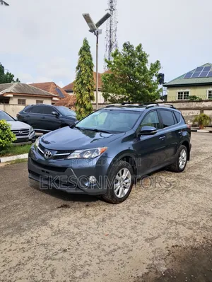 Toyota RAV4 2014 Blue