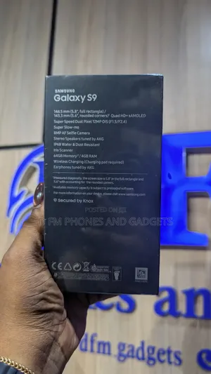 New Samsung Galaxy S9 64 GB Blue
